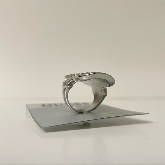 Guess Long Silver Tone Rhinestone Statement Ring Size 8 - Picture 9 of 12